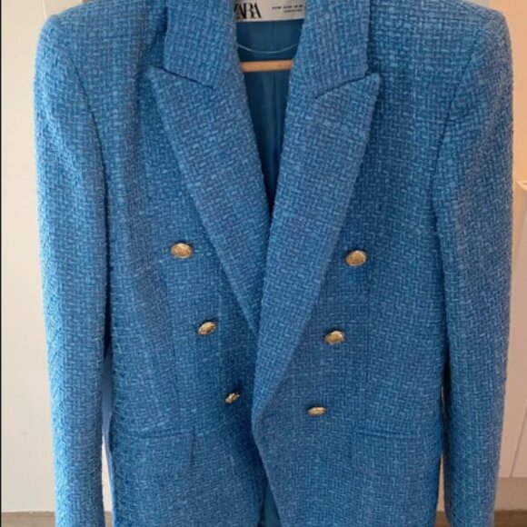 Blazer en tweed bleu ciel / Sky Blue Tweed Blazer  Effortless Canadian Elegance - Picture 2 of 5